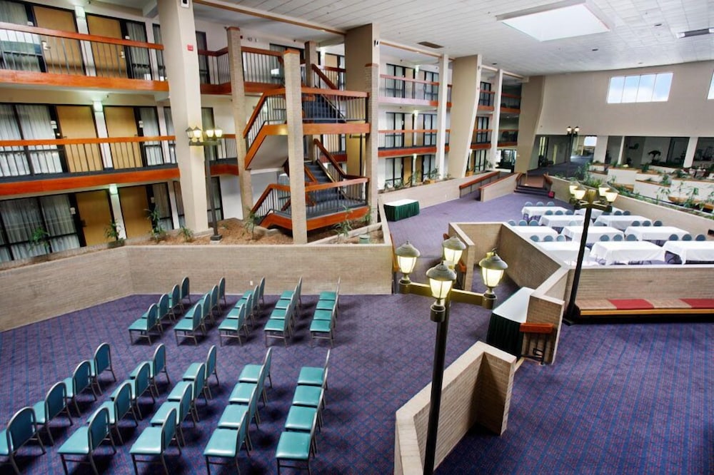 meeting & event spaces