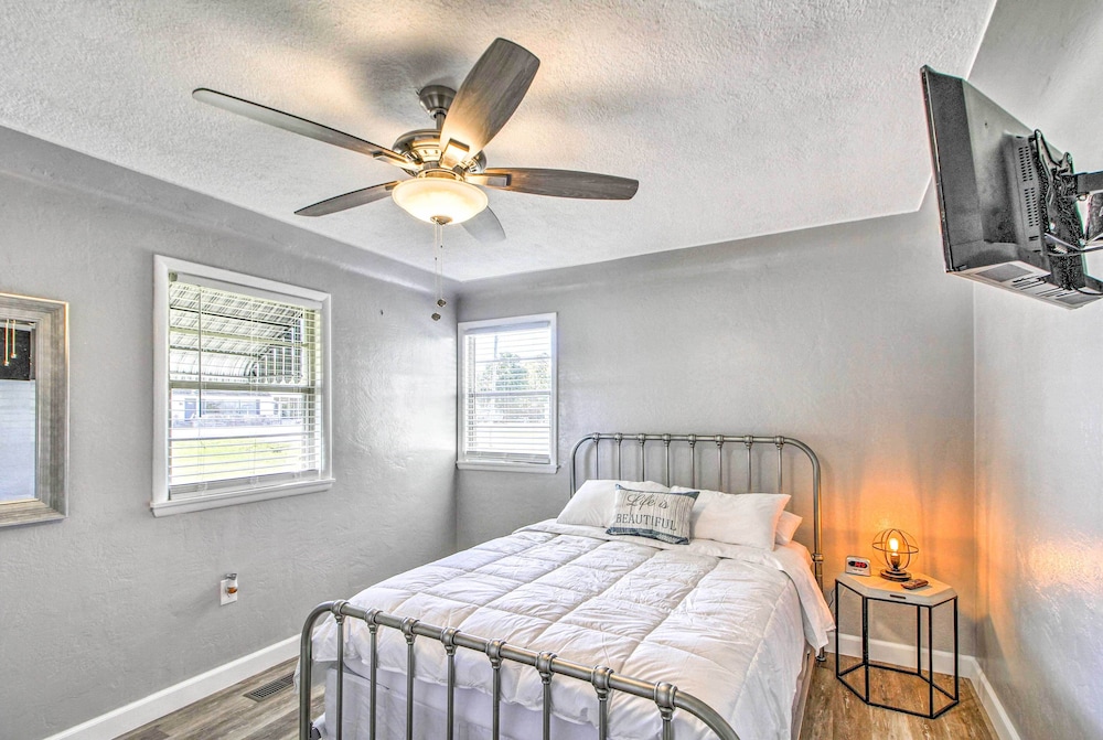 Lakeview Home - 1 Mile From Bull Shoals Lake! view 5