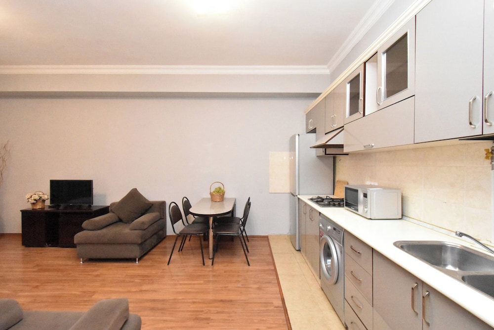 Apartment on Argishti street