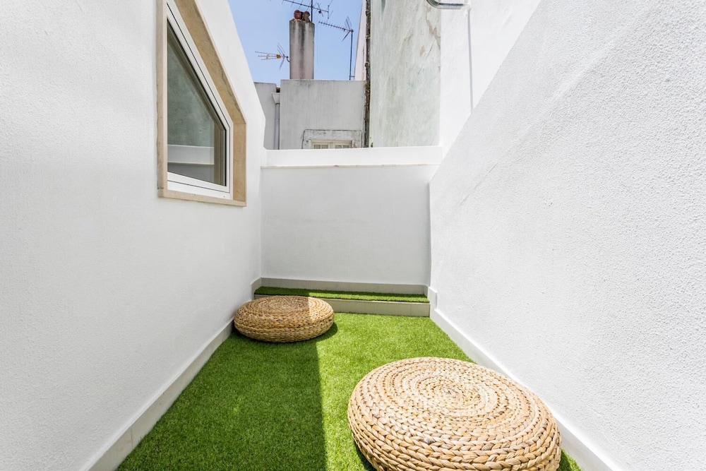 LxWay Apartments Alfama - Corvos view 5