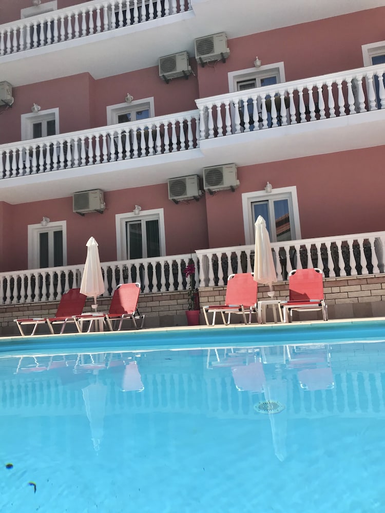 Villa Antonis