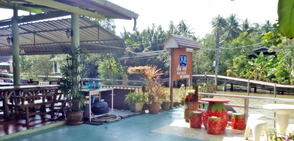 NR Homestay