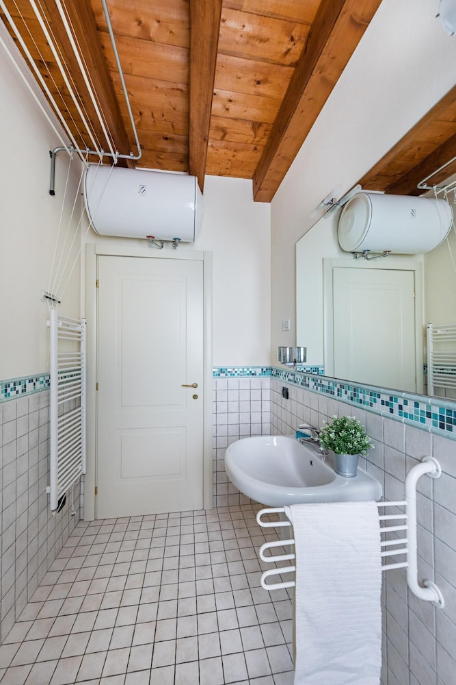 Borgo del Torchio G20 Apartment by Wonderful Italy view 5