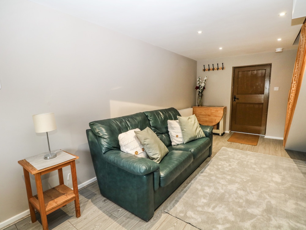 Charlottes Cottage