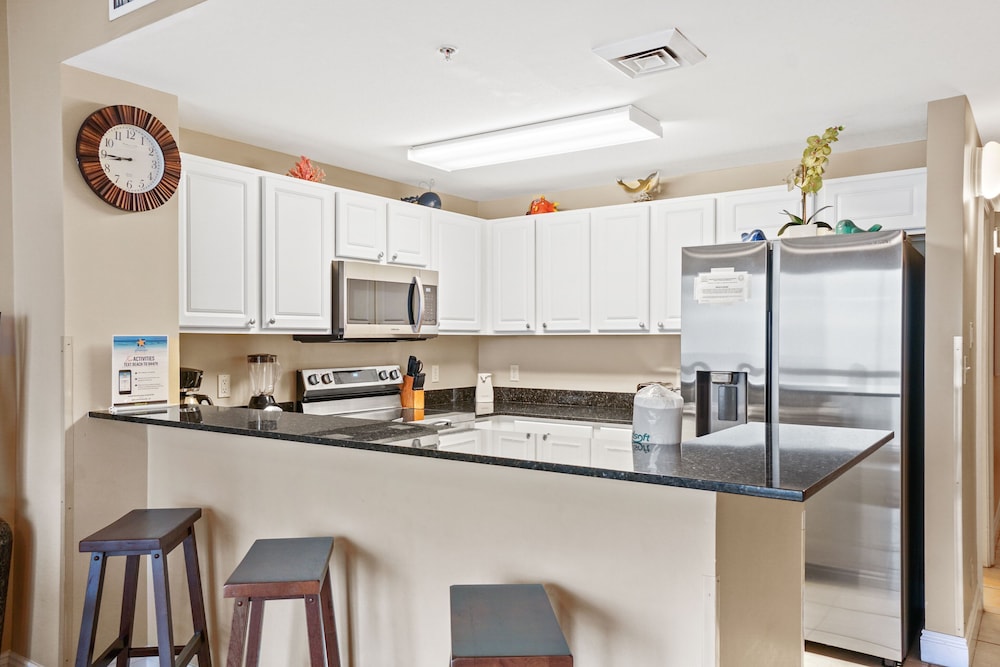 Calypso Beach Resort by Panhandle Getaways