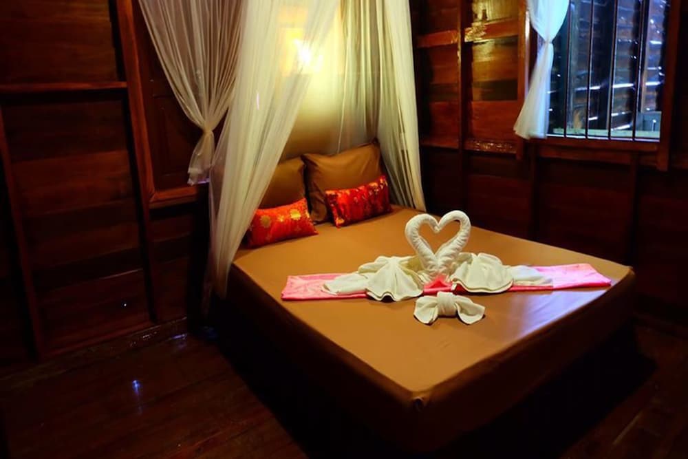 Copa Lanta Guesthouse