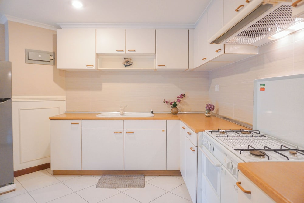 Spacious And Luxury 3Br At Sudirman Tower Condominium Apartment
