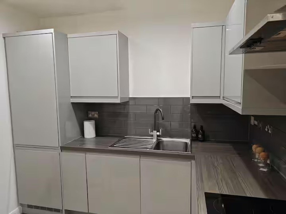 Modern 1Br Sleeps3 - City Centre Location