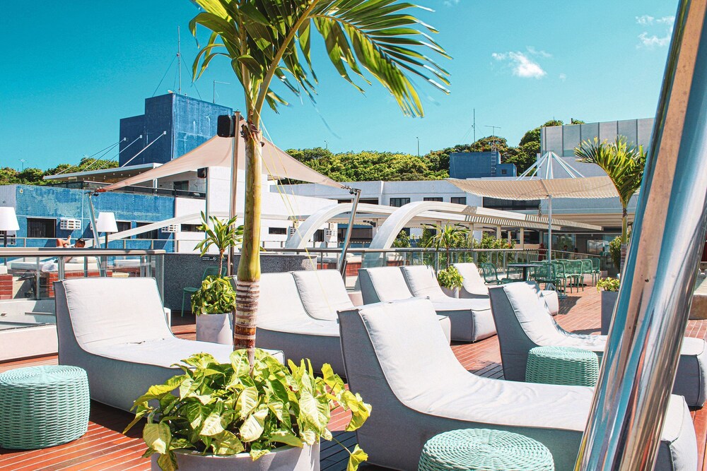 Setai Yacht Luxo - By Almare Flats