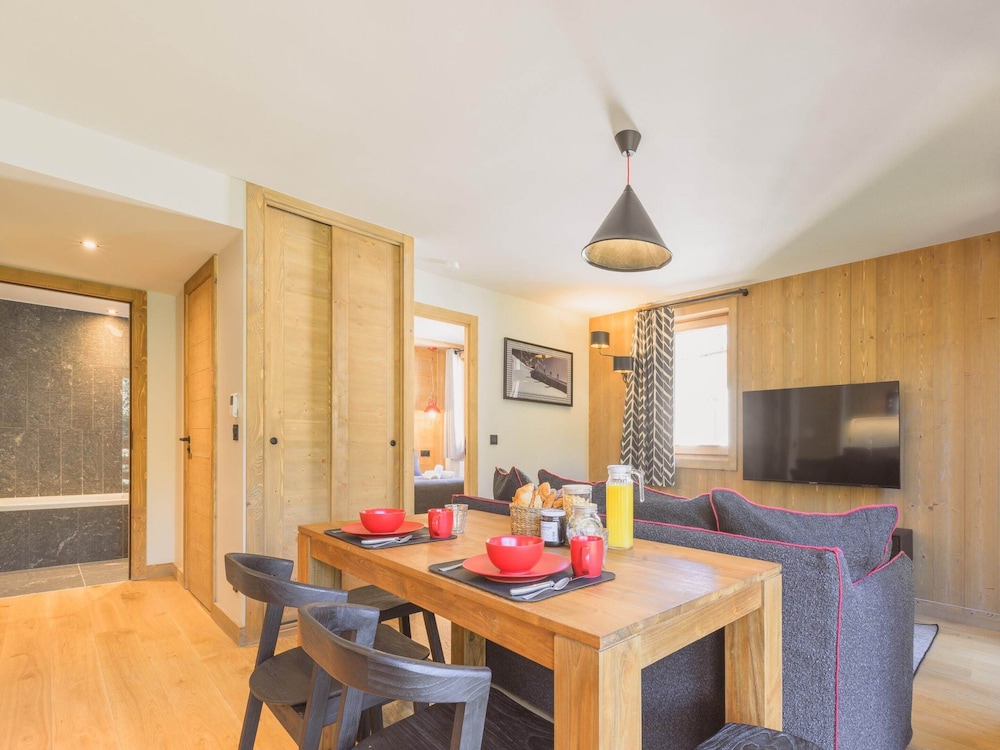 Apartment in Megeve With Stunning Mountain Views