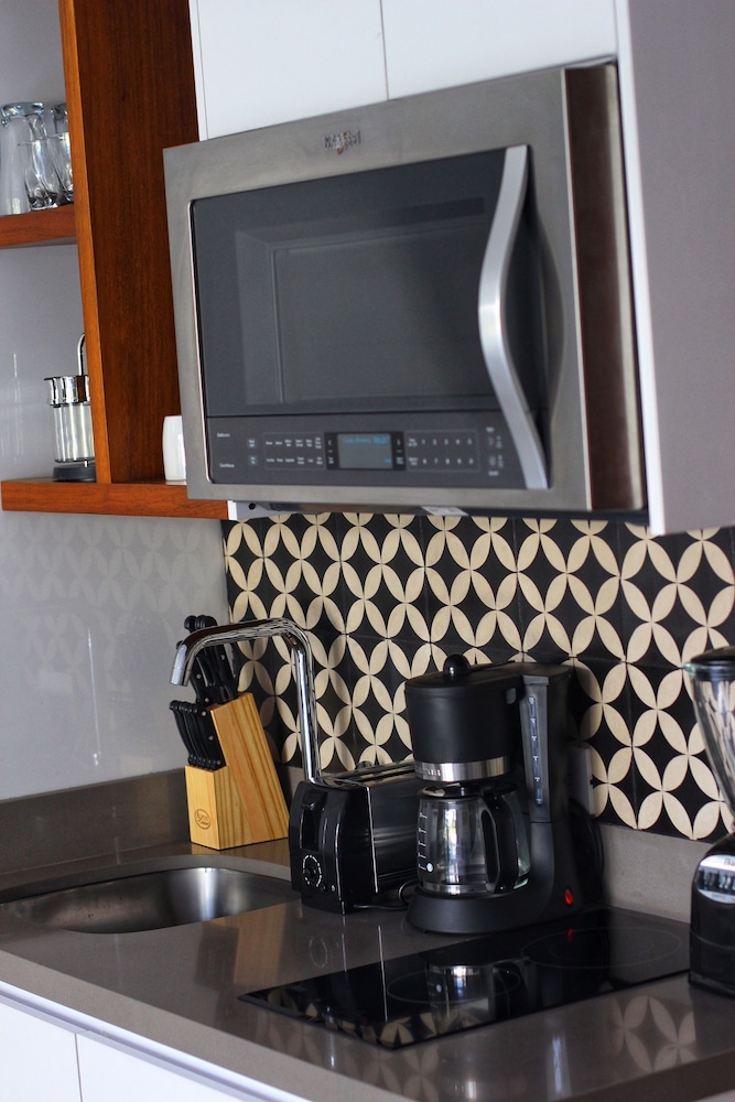 Central Park E102H - Property Image 31