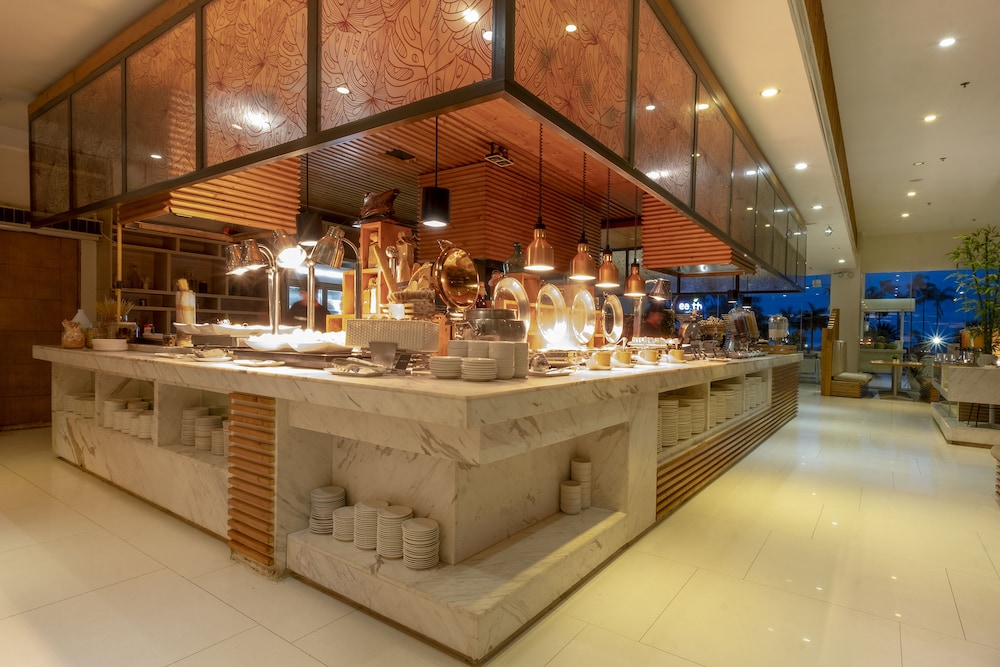 Solea Seaview Resort