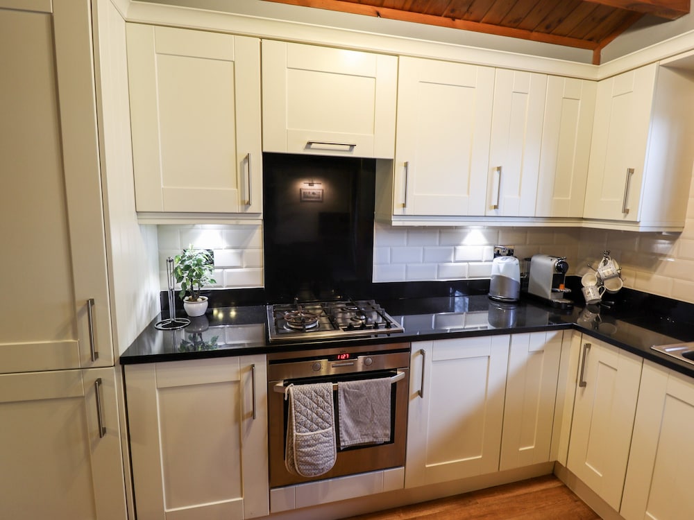 Avocet Lodge