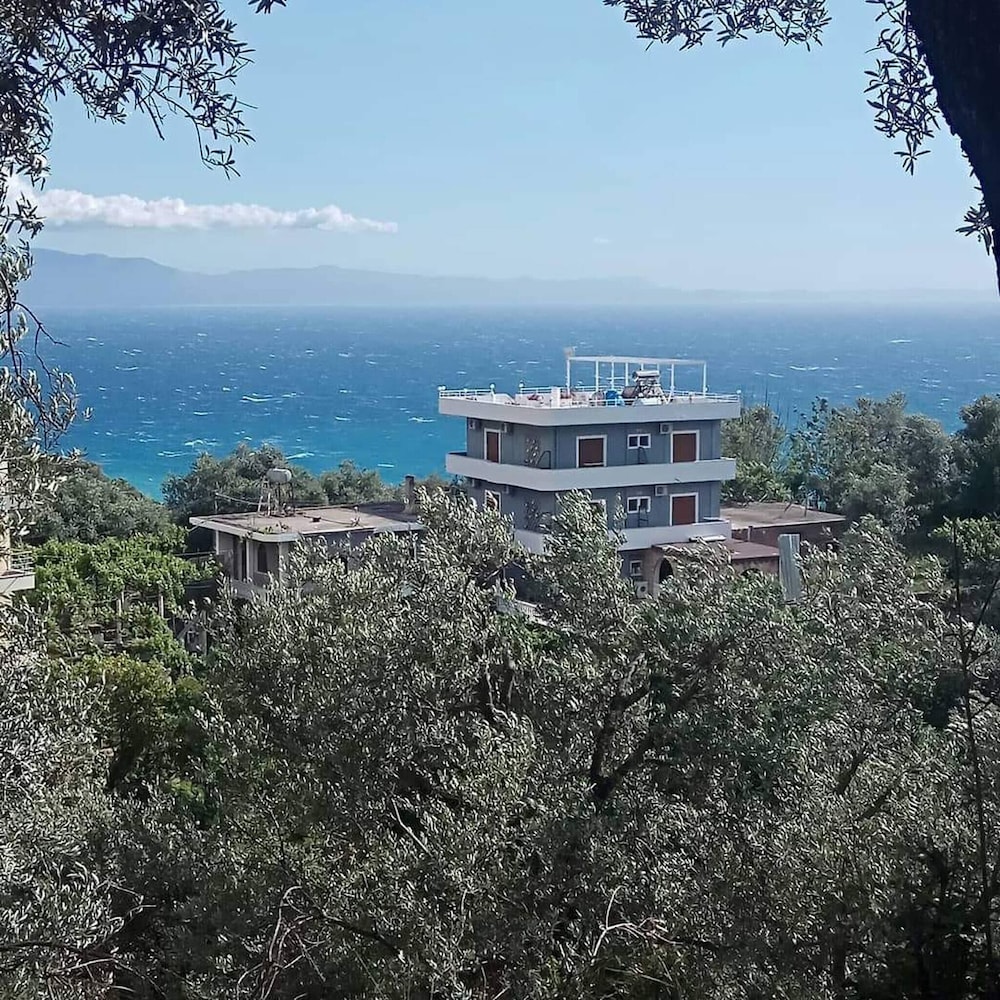Double Room With Private Bathroom Kitchen Balcony