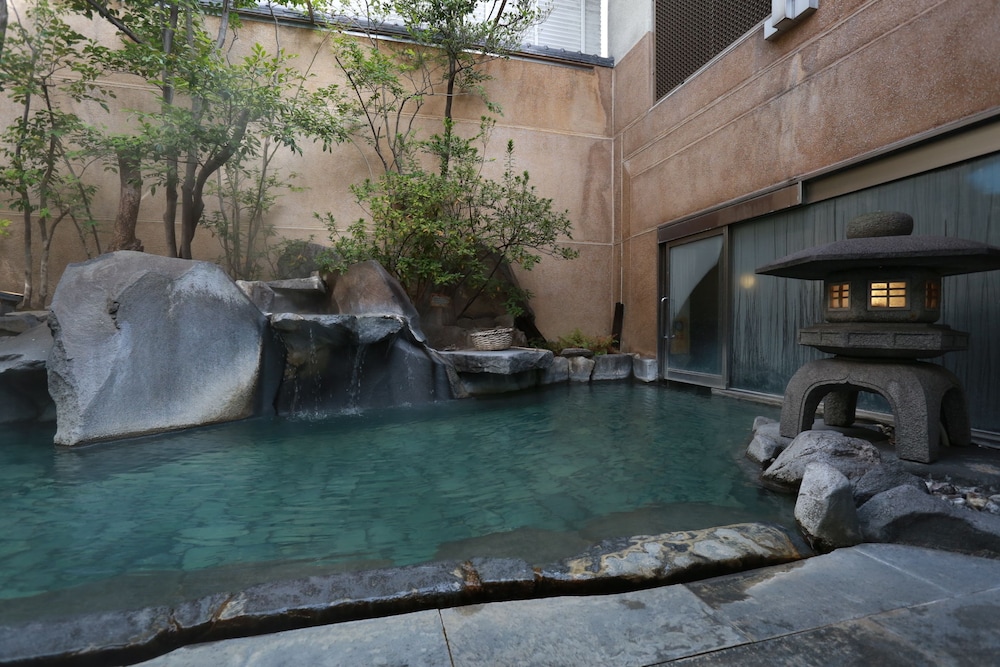 Hotel Shiragiku