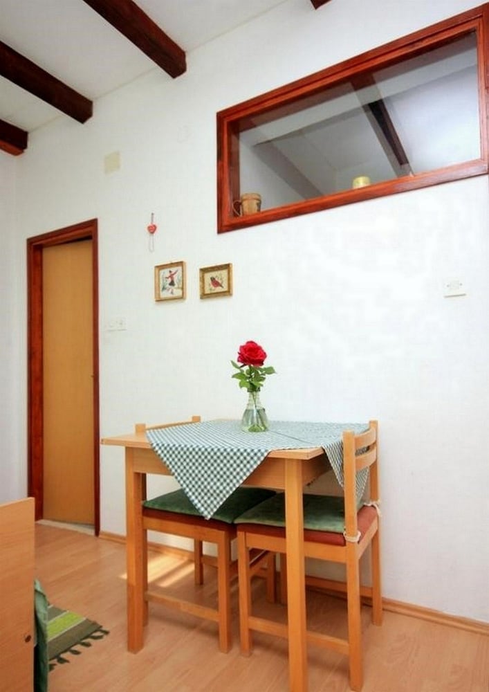 Villa Ro-Ela