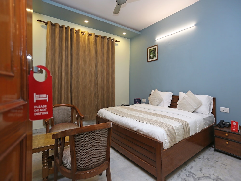 OYO 9581 Green Residency