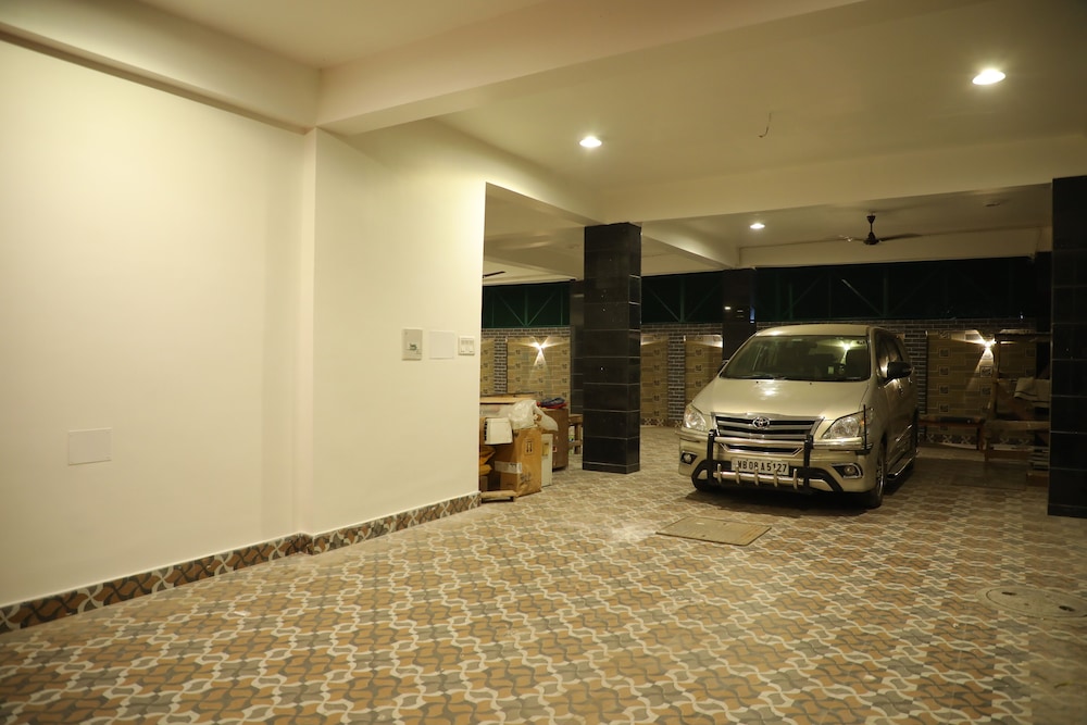 Aashhiana Guest House Entire 2BHK Service Apartments, Kolkata