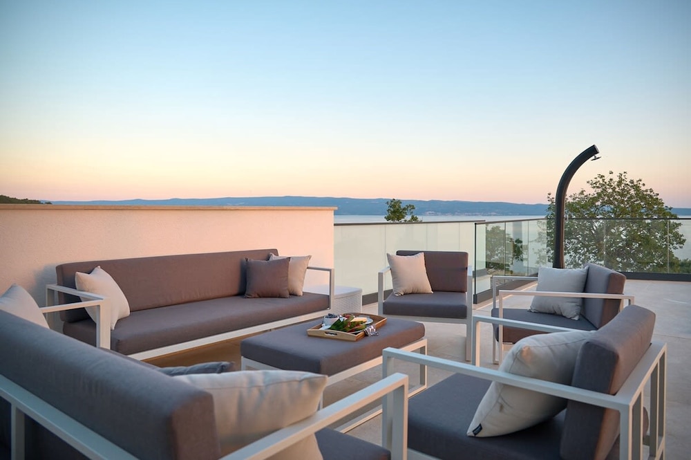 Villa Sunset - Luxury Adriatic Sea View Estate