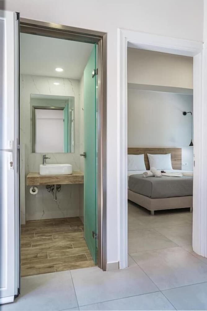 Antonis Apartments