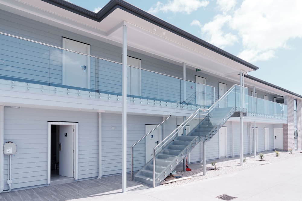 Yates Park Motel