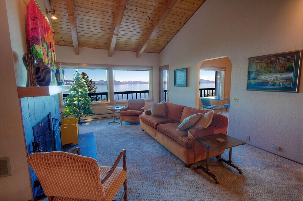 Lake View Glen 4 Bedroom Home by RedAwning - Property Image 19