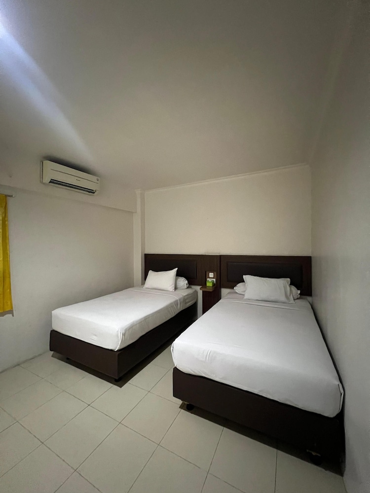 Hotel Harmony