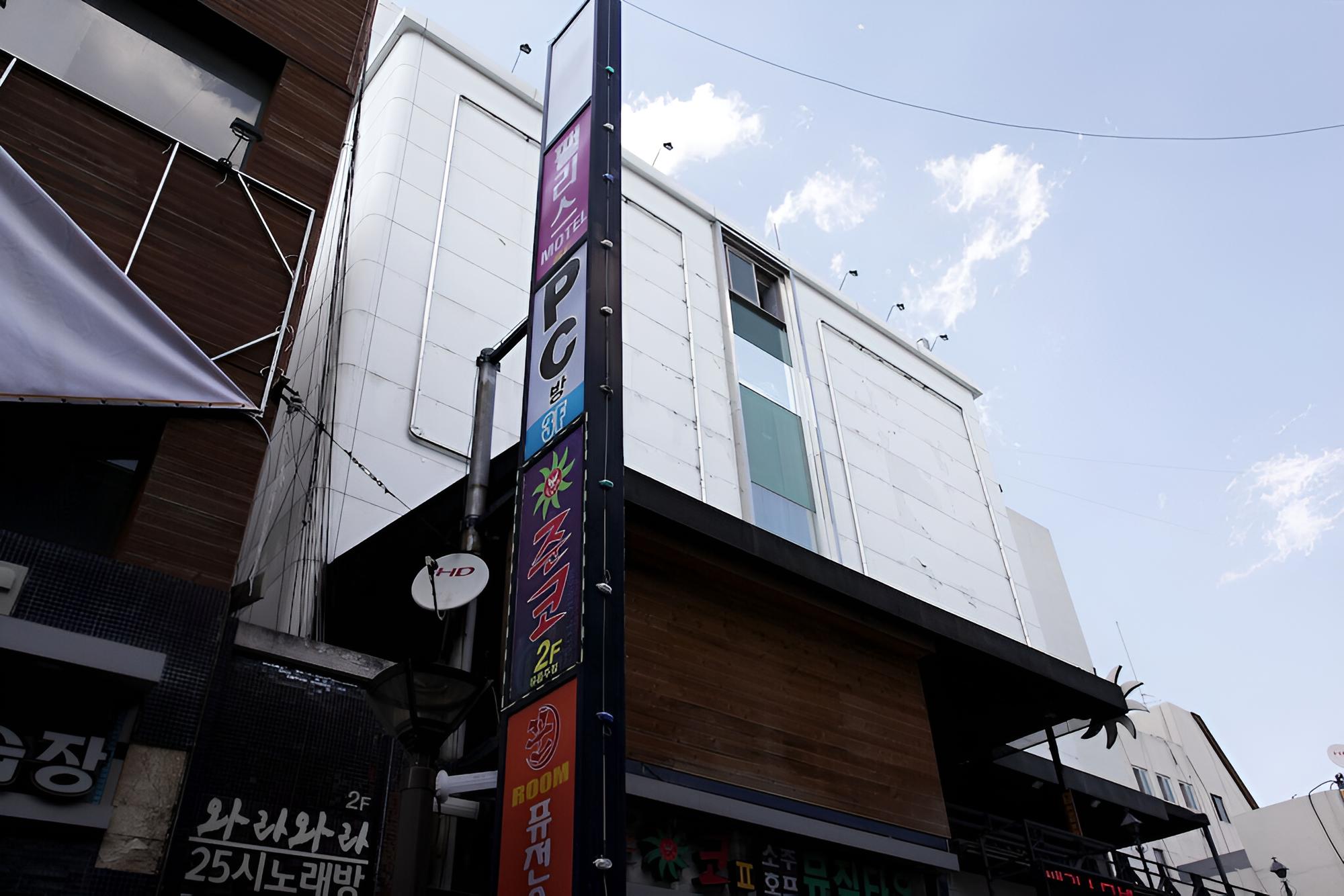 Photo 25