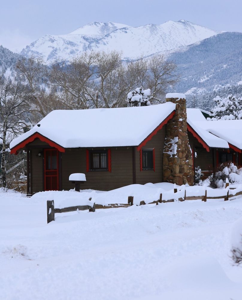 Tiny Town Cabins - Property Image 2