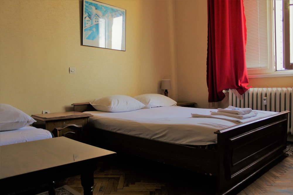 Guest rooms Repos