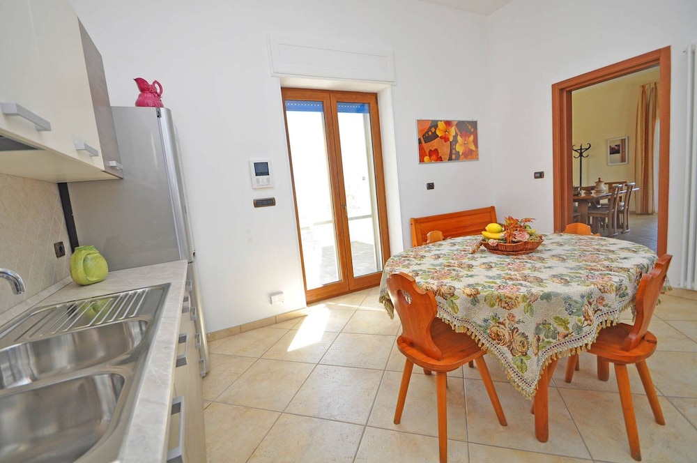 Villa Marechiaro 50 m From the sea 3 Bedrooms 2 Bathrooms
