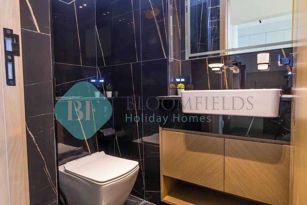 Bloomfields 1Br Binghatti Heights