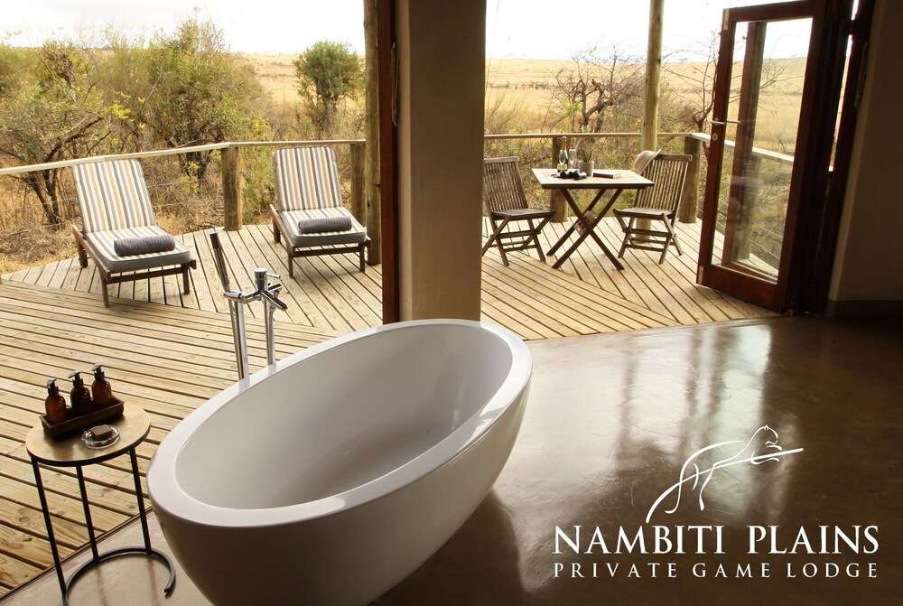 Nambiti Plains Private Game Lodge