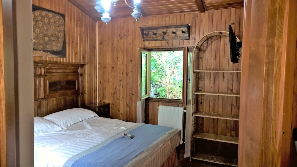 The Garden Chalet photo 4