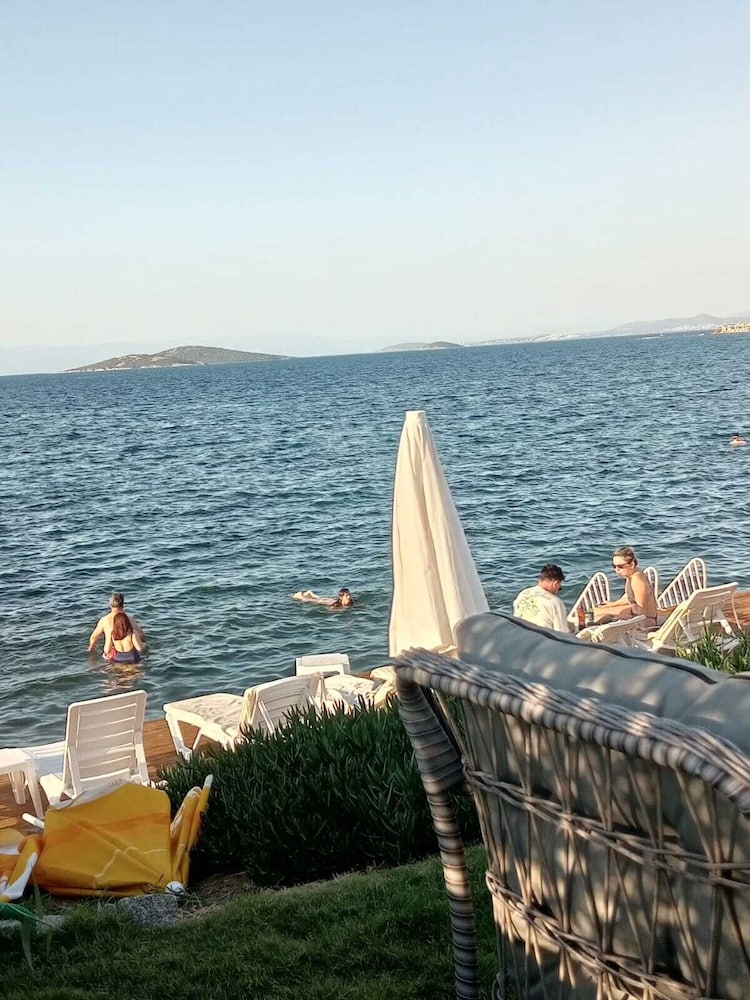 Cunda Esin