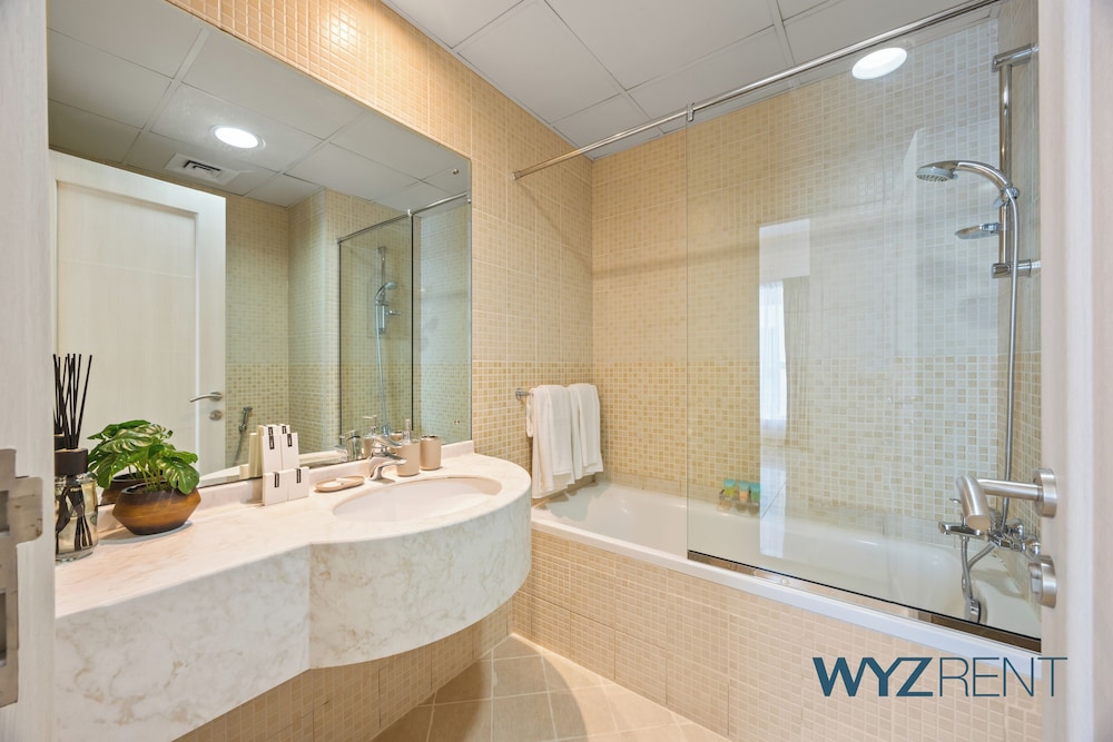 Aegean Charm 2BR Sulafa Tower Marina
