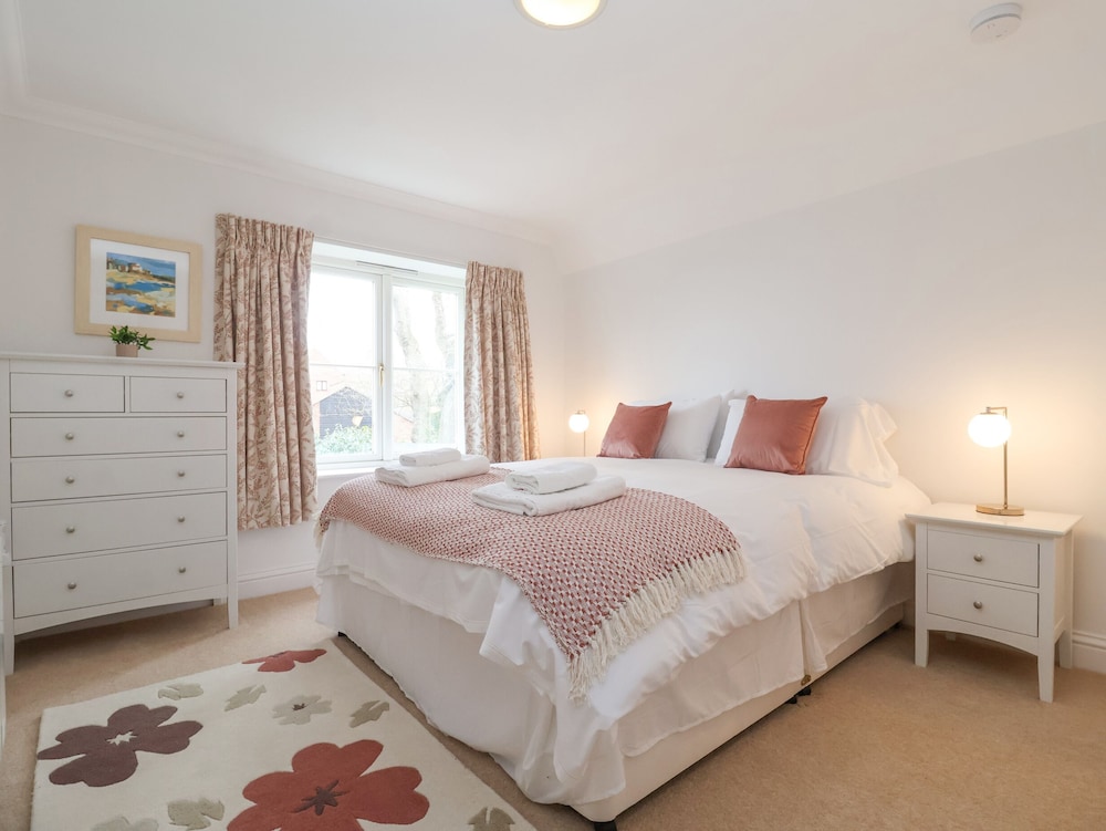9 Church Farm Rise