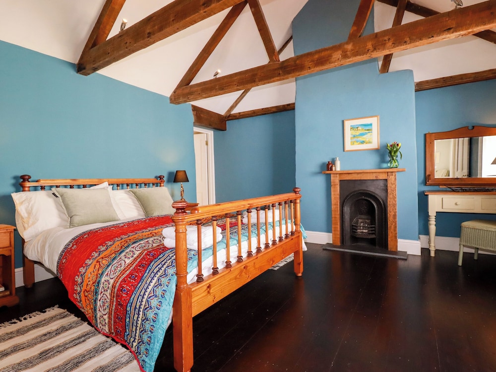 Carew House Cottage