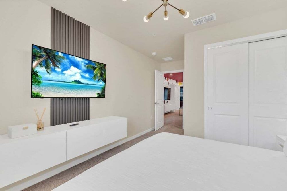 Amazing Theme Rooms Kids Will Love! 5 Bedroom Townhouse