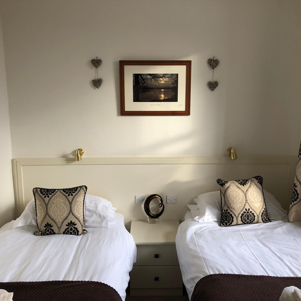 The Black Swan Inn