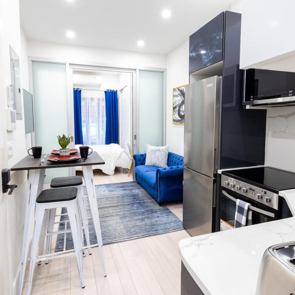 317-1an - New Modern 1BR W D Walk to Central Park