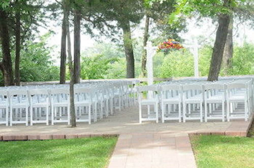 Starved Rock Lodge & Conference Center