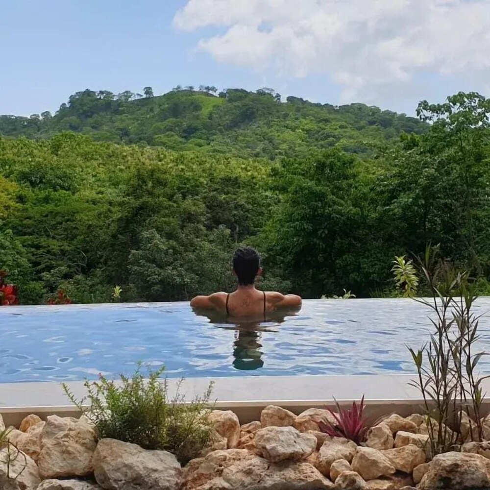 Hotel Baliyana Lodge - Image 1