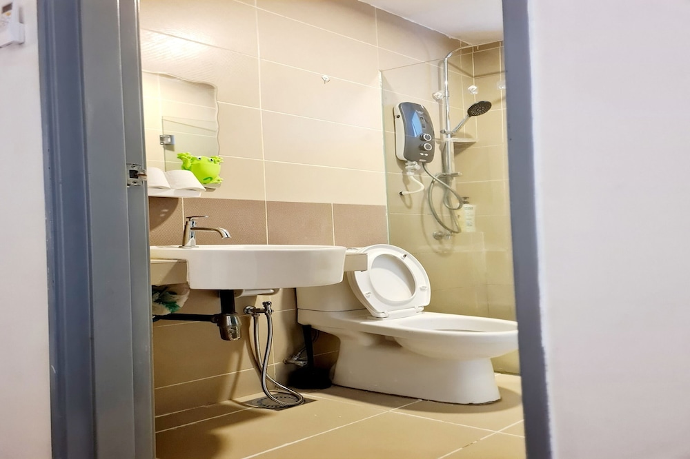 Amerin Residence Mall Apartments