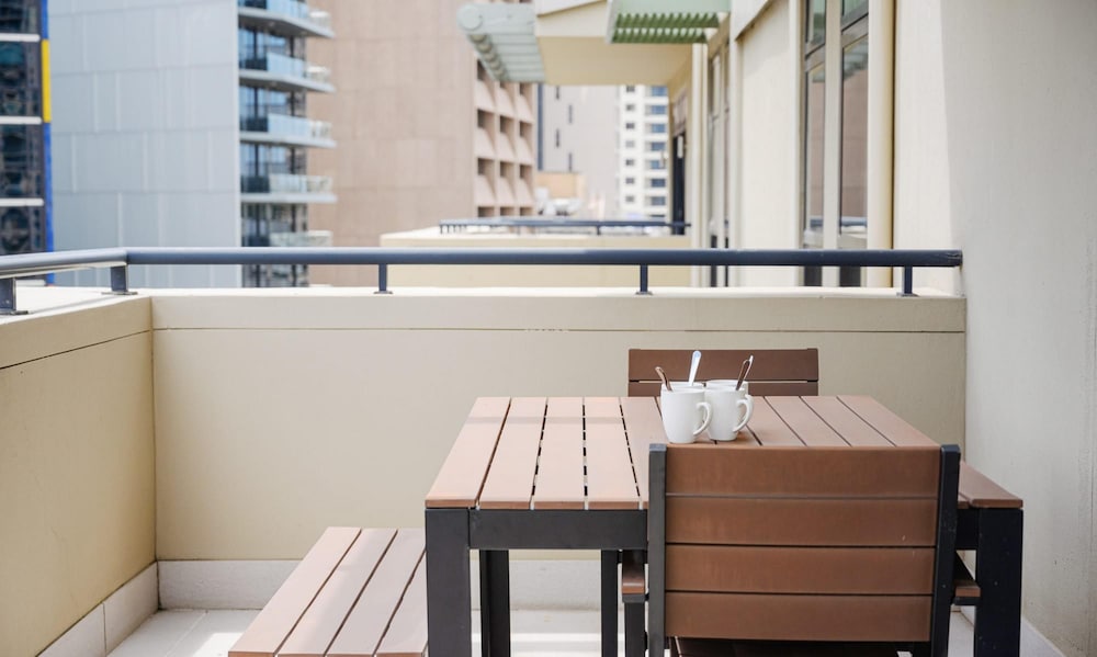 Metawise Sydney CBD Haymarket 2bed Penthouse A