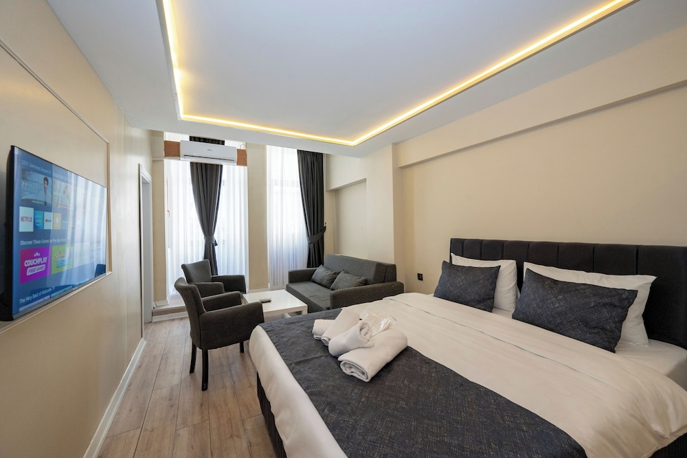 Aiza Suites - Image 16
