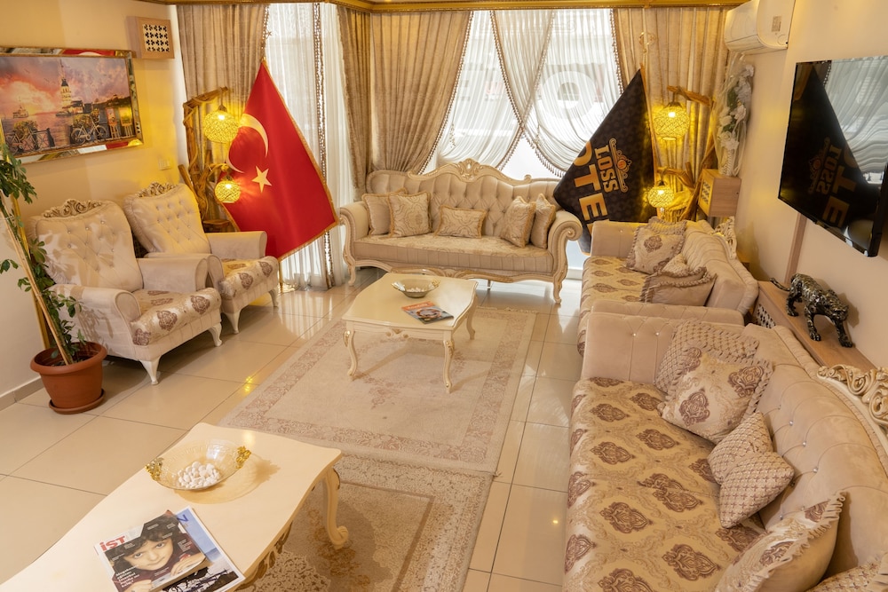 Loss Hotel - Image 23