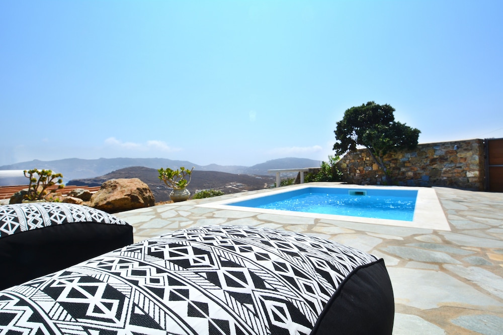 Sea Breeze Panormos