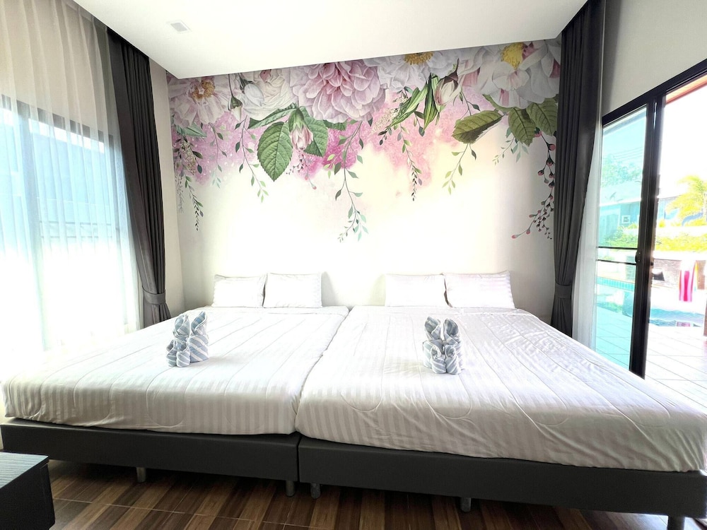 Orange Private Pool Villa, Near Cham Am Beach