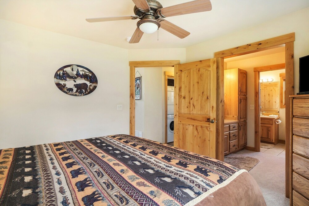Solitude Condos - Estes Park CO